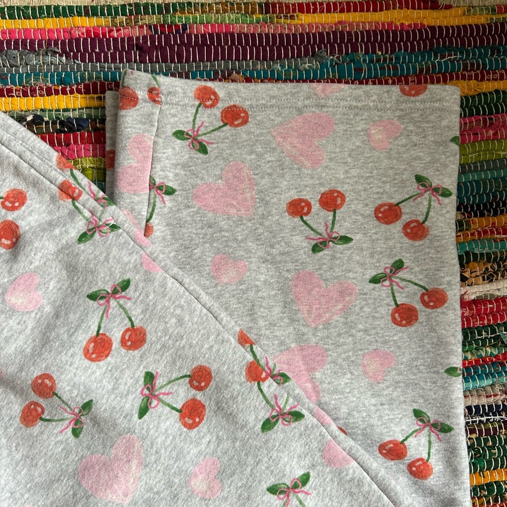 Zoe & Liv Target Cherry Heart Fleece Wide Leg Pants S - Picture 4 of 6